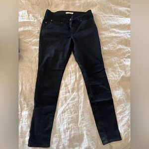 Levi’s 711 Skinny Black Jeans